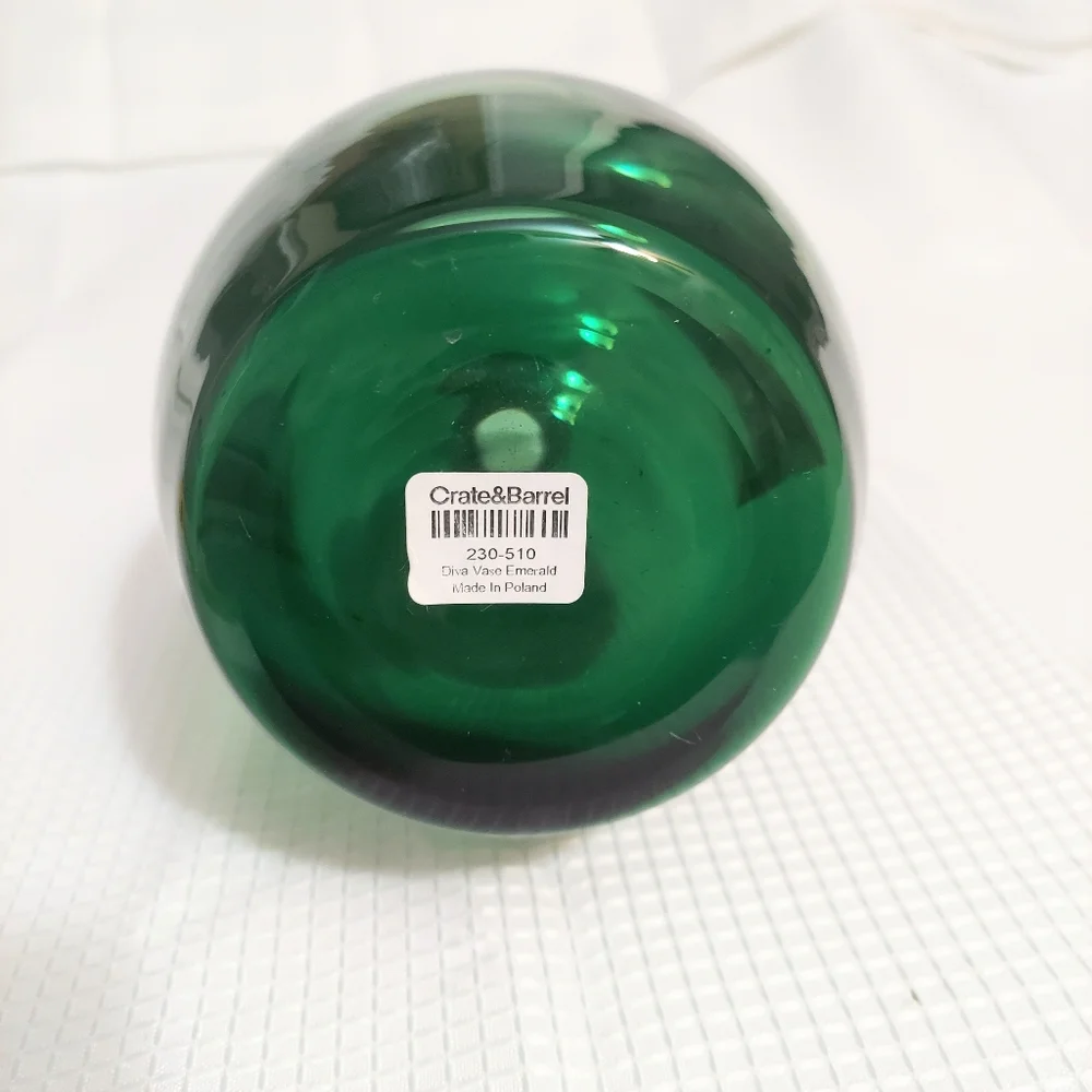 Emerald Diva Crate & Barrel Glass Floral Vase Clear Bottom Poland